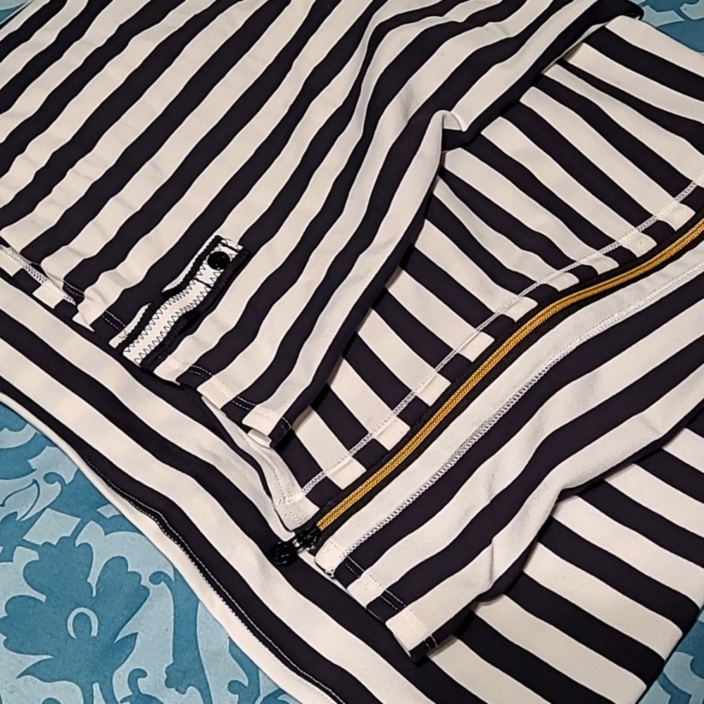 Lululemon vinyasa scarf